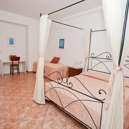 Barabani Stefano Apartment